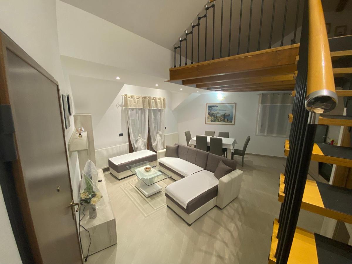 Apartman Galerija Огулин Екстериор снимка