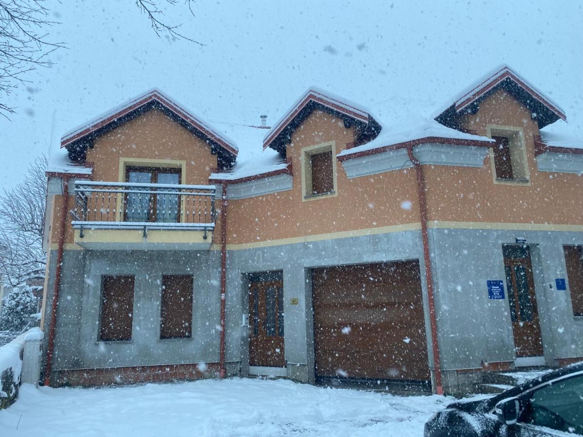 Apartman Galerija Огулин Екстериор снимка