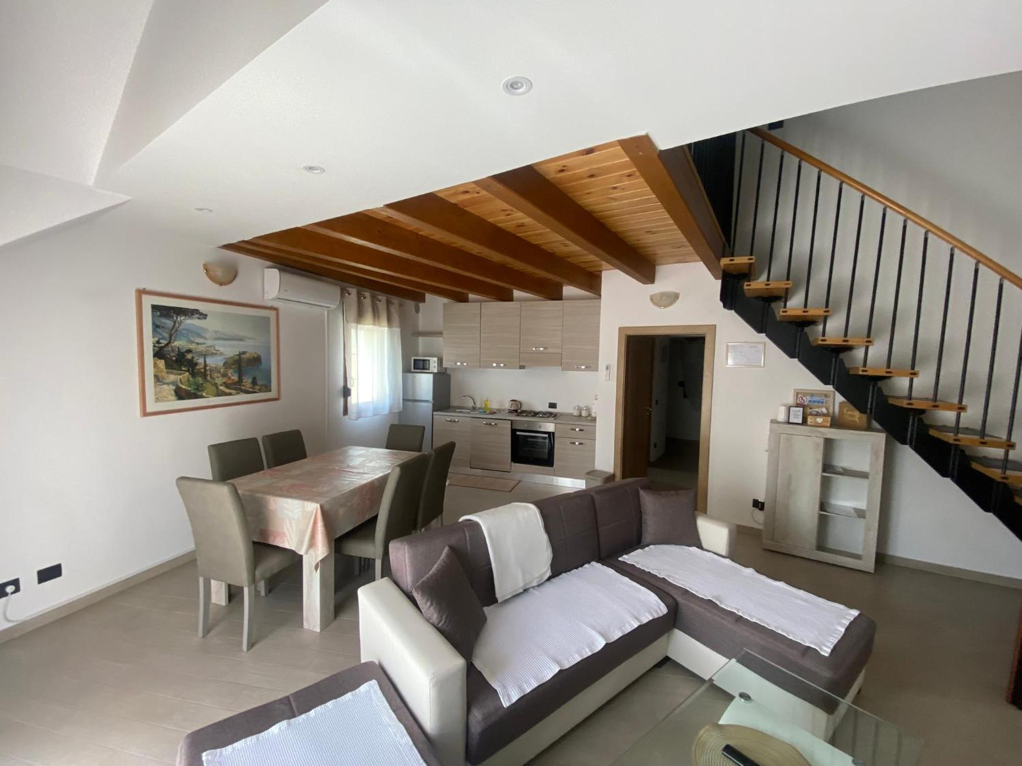 Apartman Galerija Огулин Екстериор снимка