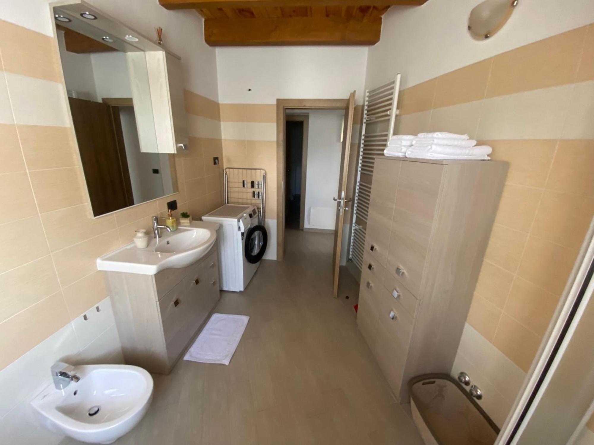 Apartman Galerija Огулин Екстериор снимка