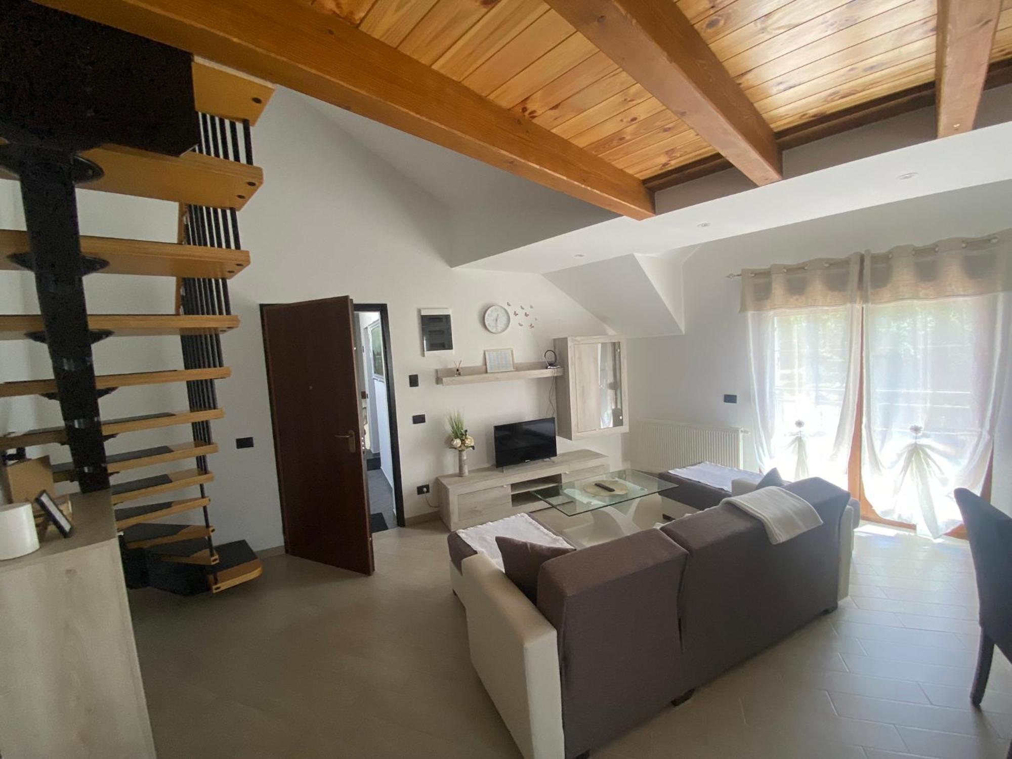 Apartman Galerija Огулин Екстериор снимка